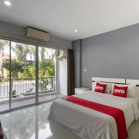 Oyo 75389 Pandora House Hotel Pattaya Ngoại thất bức ảnh
