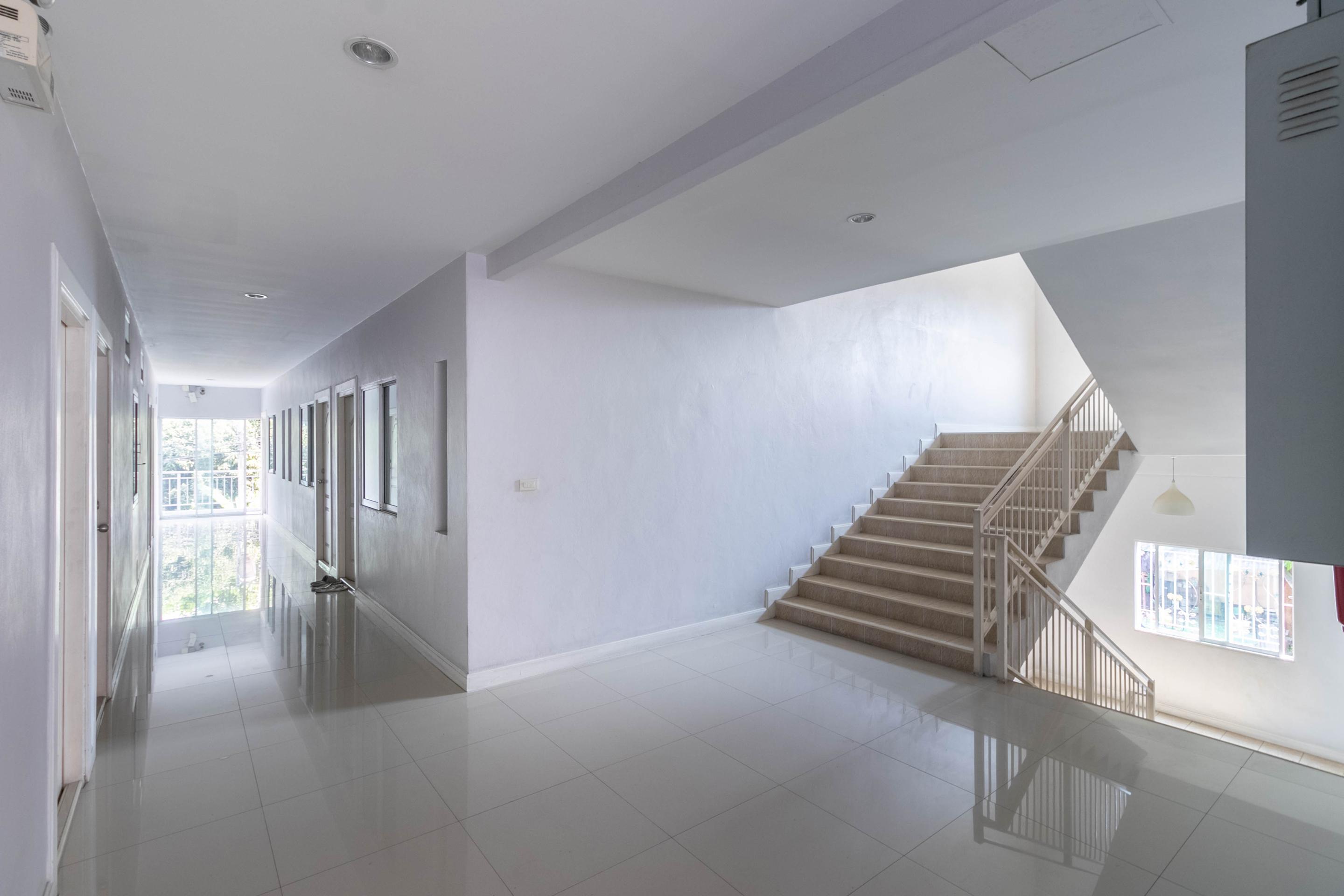 Oyo 75389 Pandora House Hotel Pattaya Ngoại thất bức ảnh