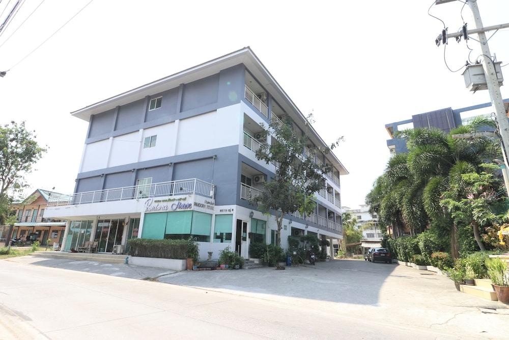 Oyo 75389 Pandora House Hotel Pattaya Ngoại thất bức ảnh