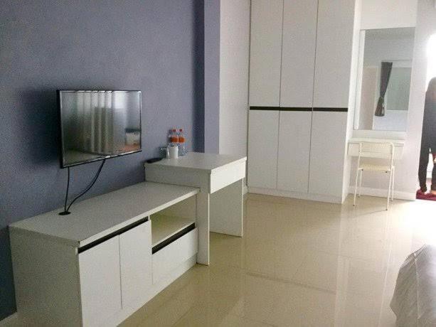 Oyo 75389 Pandora House Hotel Pattaya Ngoại thất bức ảnh